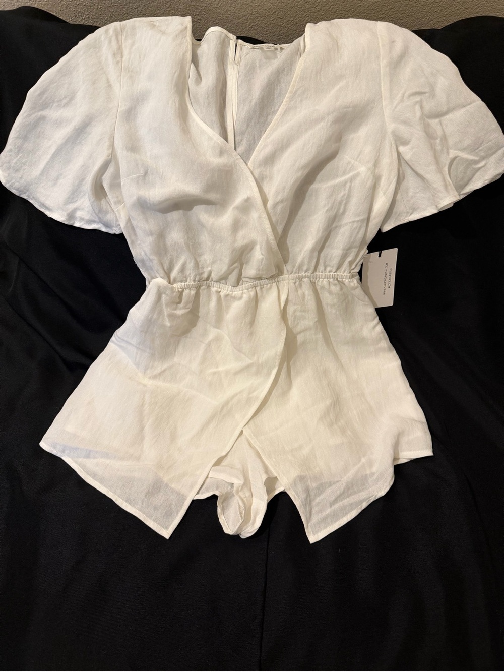 Cotton Candy Women's White Short Sleeve V-Neck Romper